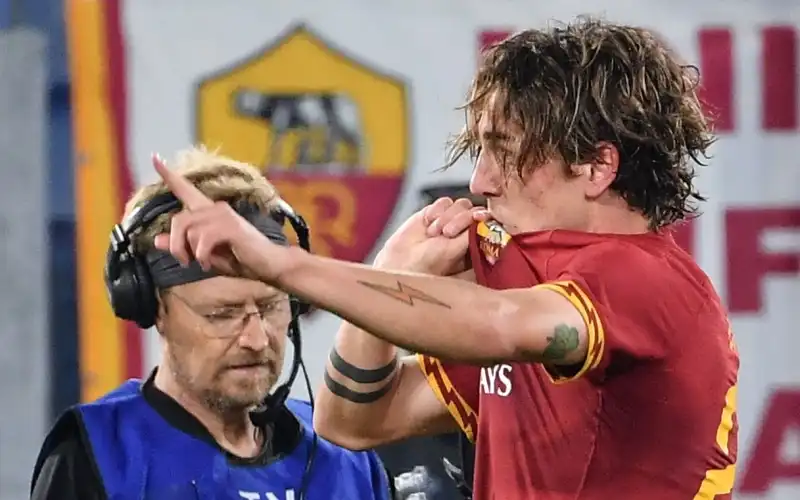 Roma, Zaniolo svela futuro e data rientro