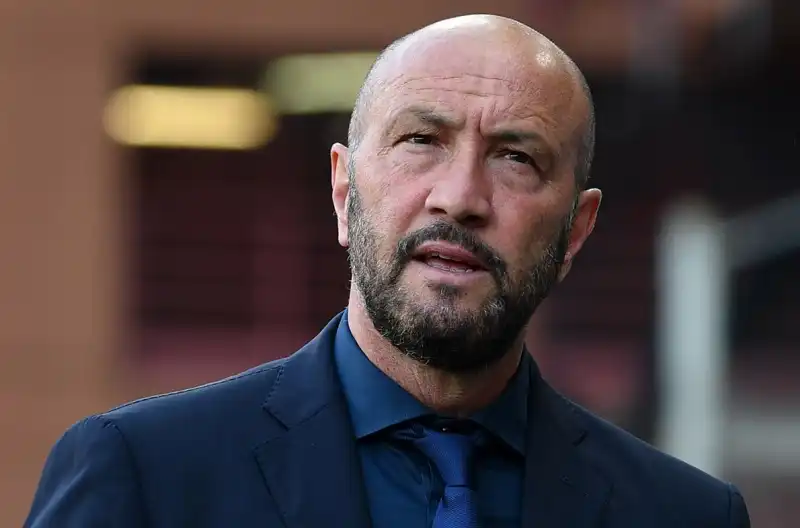 Cagliari, Zenga si presenta e spiega