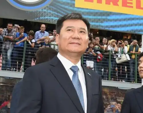 La crisi di Suning fa tremare l’Inter: il messaggio di Zhang