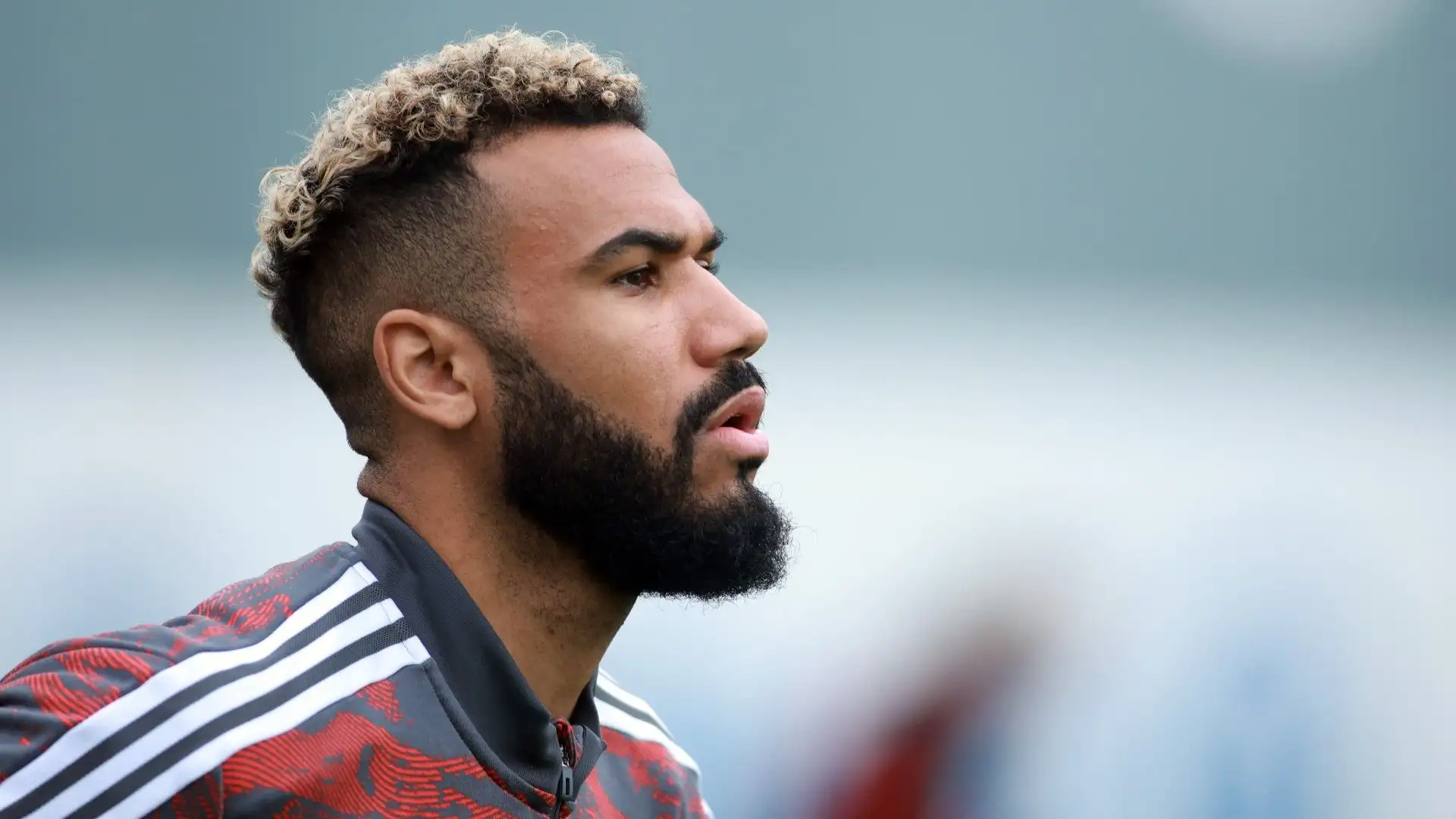 Il Manchester United ha pensato a lui ma deve capire se avanzare un'offerta
