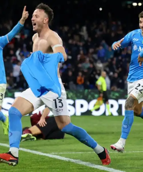 Il Napoli supera la Salernitana in extremis. Nessun gol fra Genoa e Torino