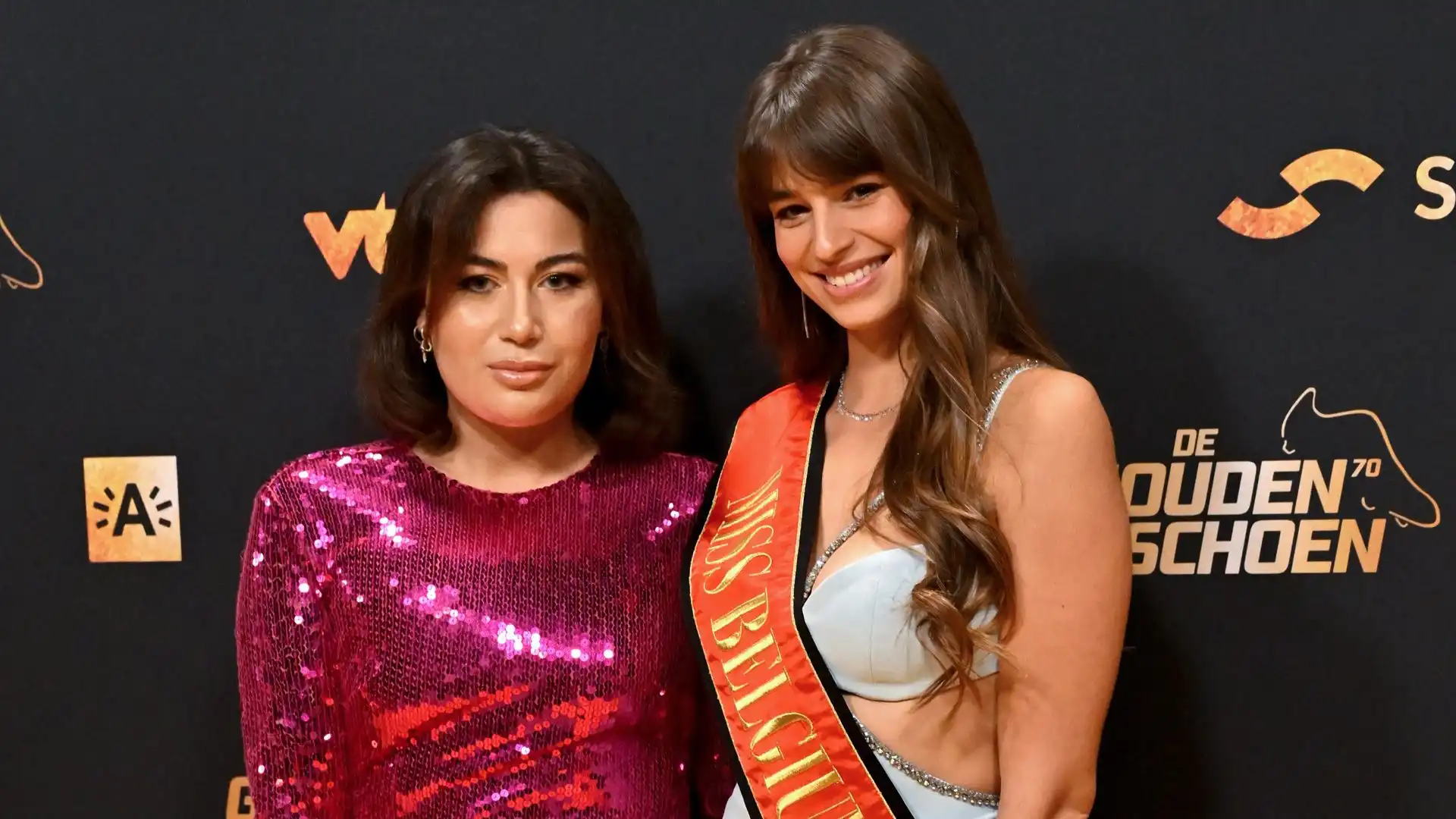 C'era anche Miss Belgio, Emilie Vansteekiste, alla 'Scarpa d'oro' locale
