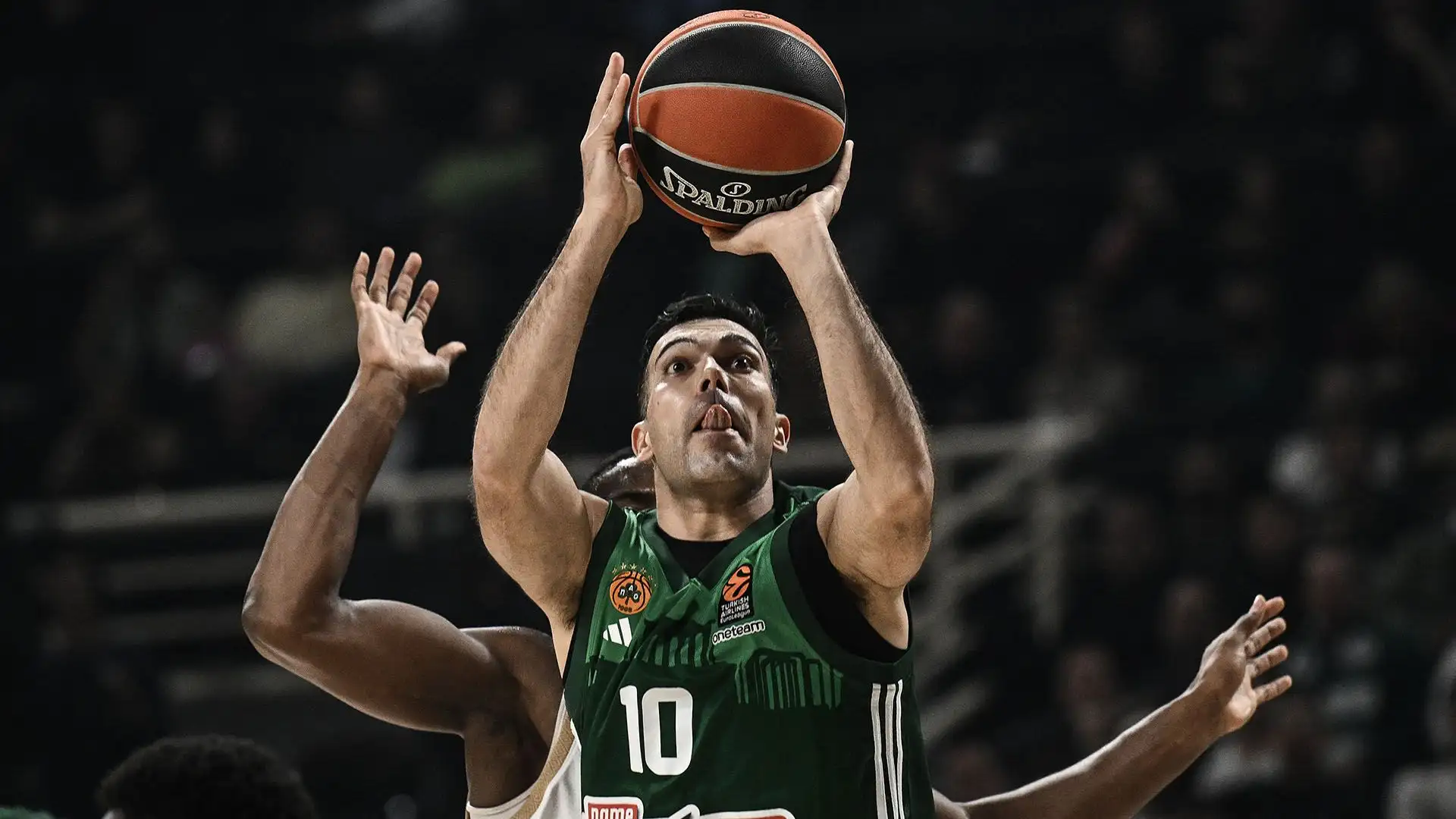 2. Kostas Sloukas (Panathinaikos): 2,8 milioni di dollari
