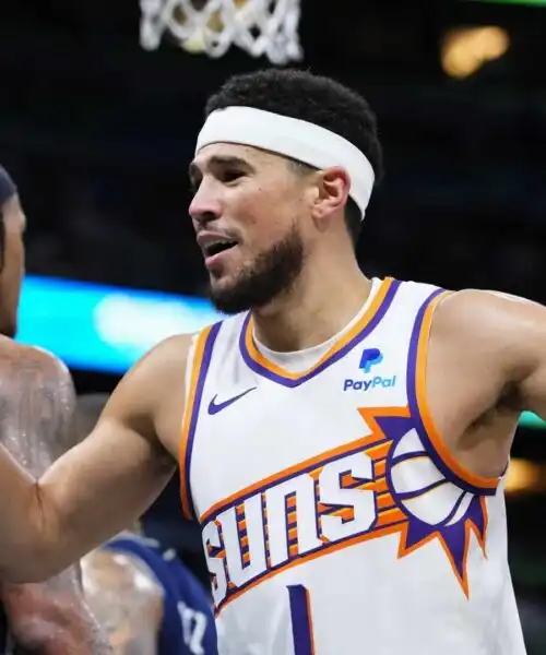 NBA, Devin Booker ne segna 44 ma i Suns cadono