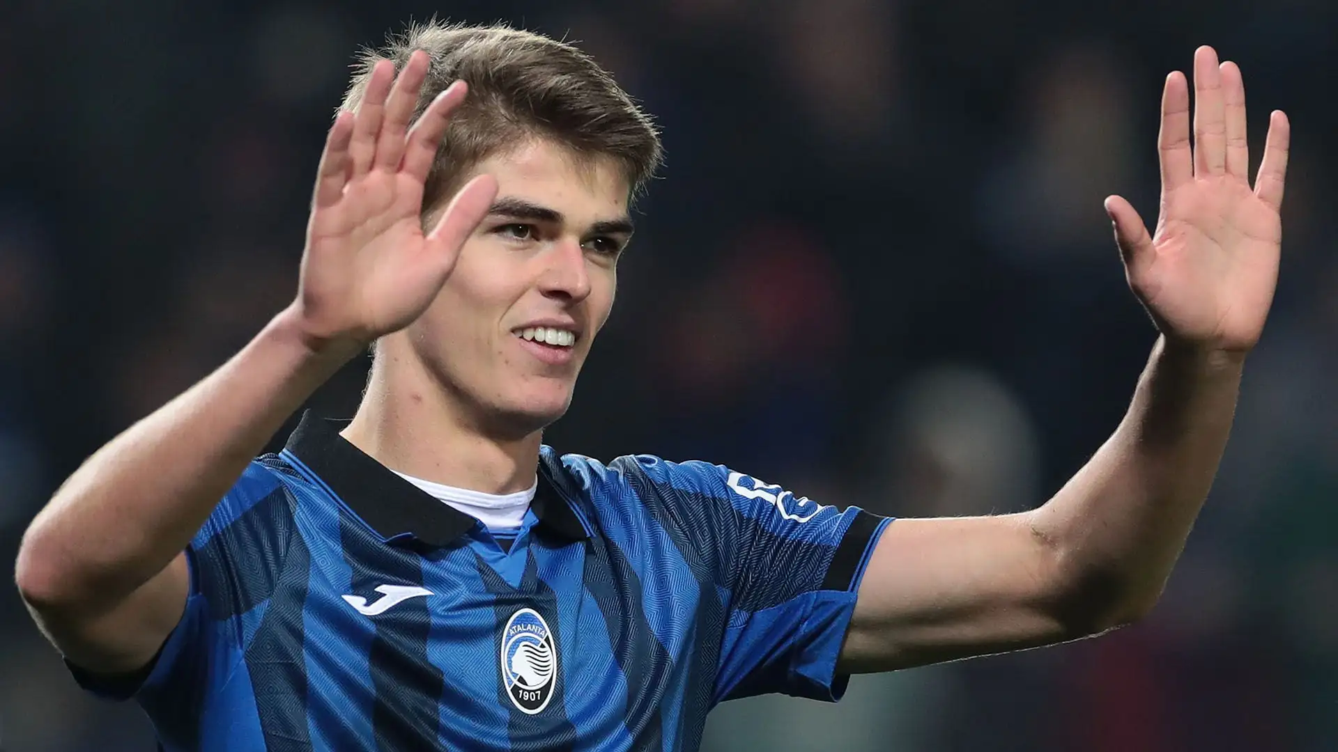 L'anno successivo è passato all'Atalanta in prestito con opzione di riscatto
