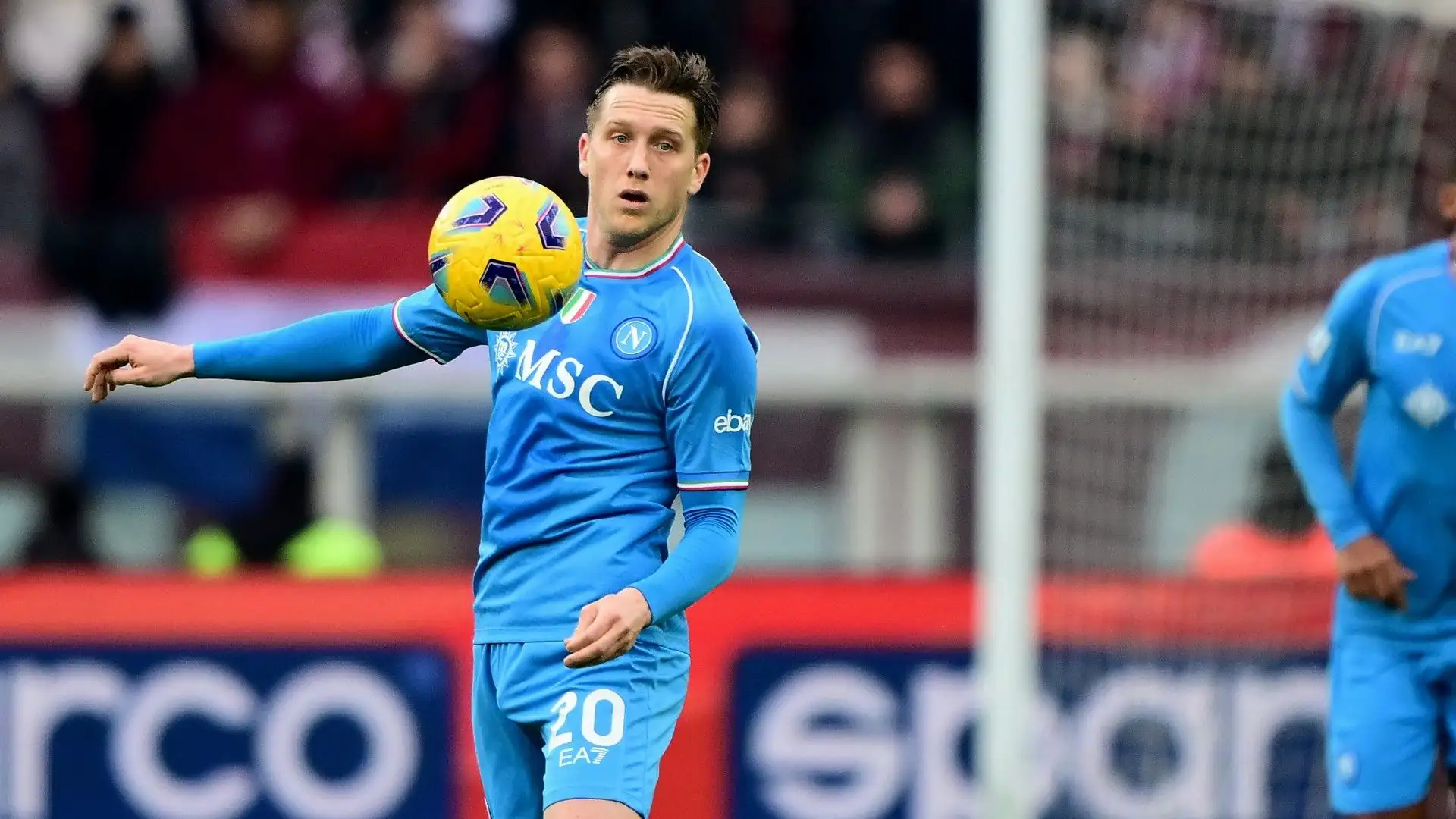 Piotr Zielinski, in scadenza, è destinato all'Inter: "Ho detto a Marotta che non si sta comportando bene"

