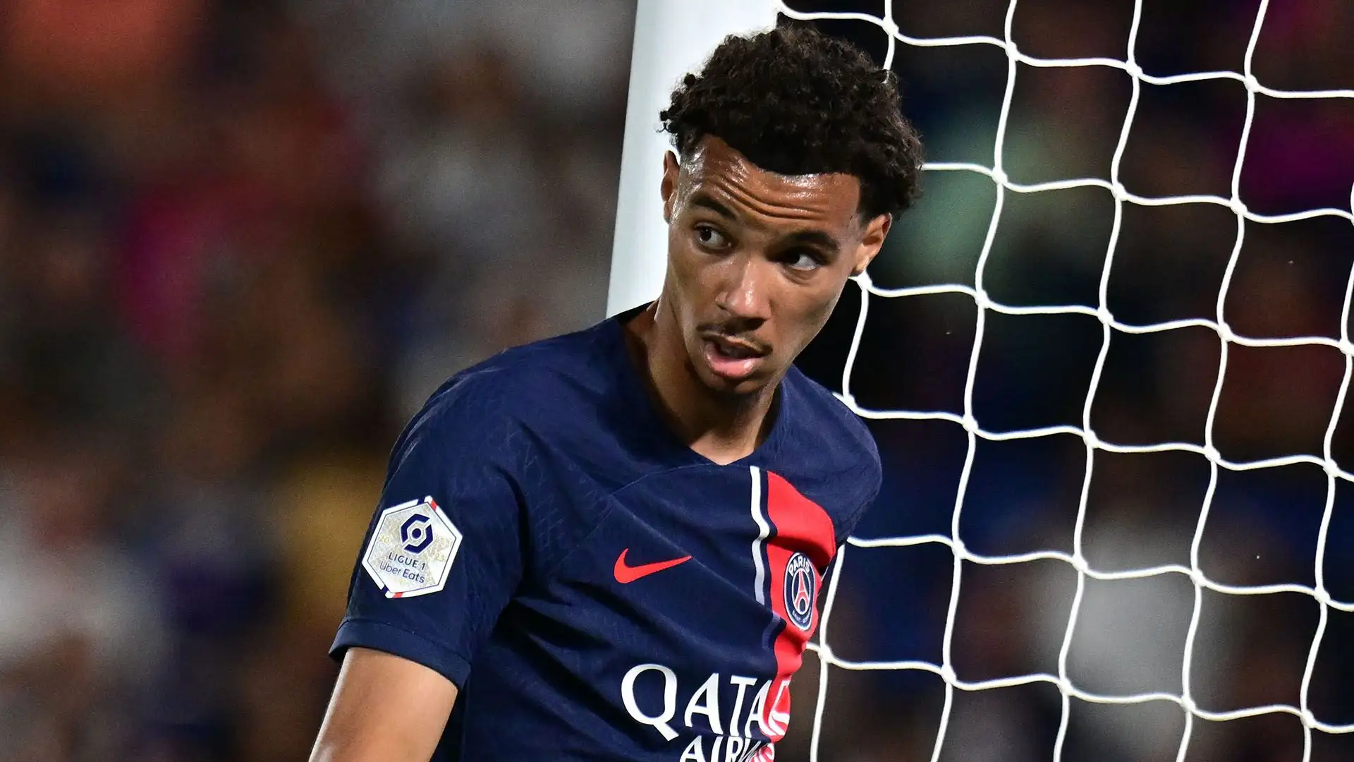 Ekitike interessa anche a diversi club di Premier League, ma nessuna offerta concreta è arrivata al PSG