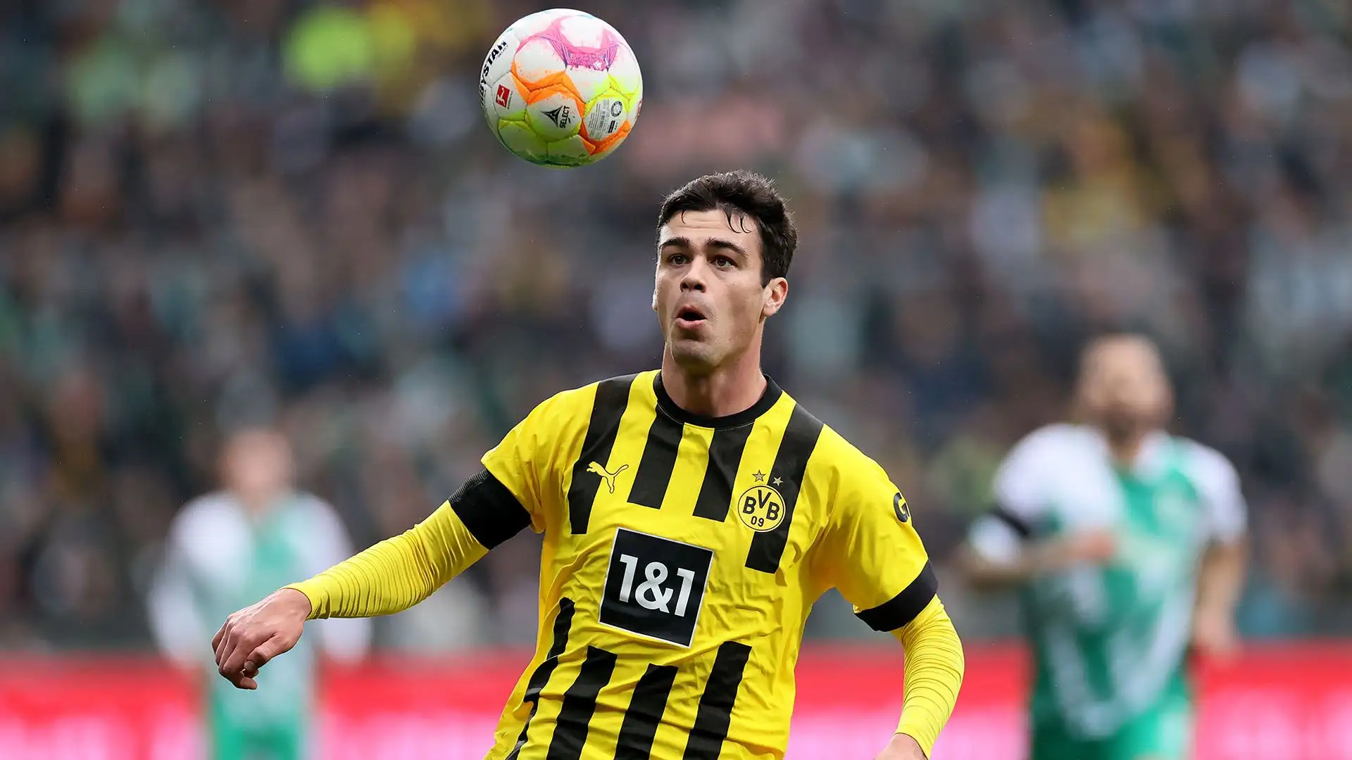 Cresciuto nella NYCFC Academy, Reyna gioca al Borussia Dortmund dal 2019