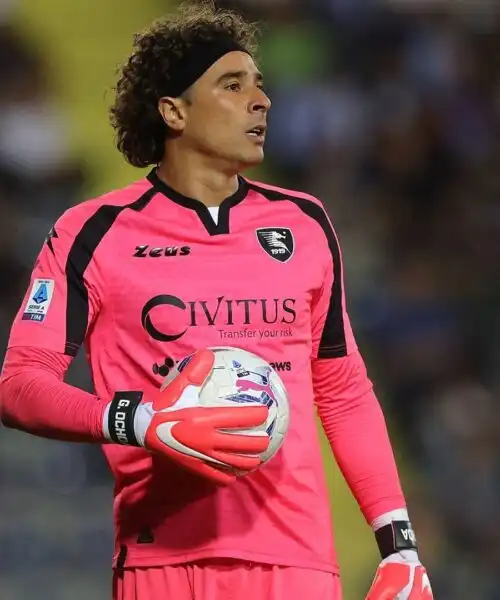 Guillermo Ochoa, messaggio d’amore alla Salernitana