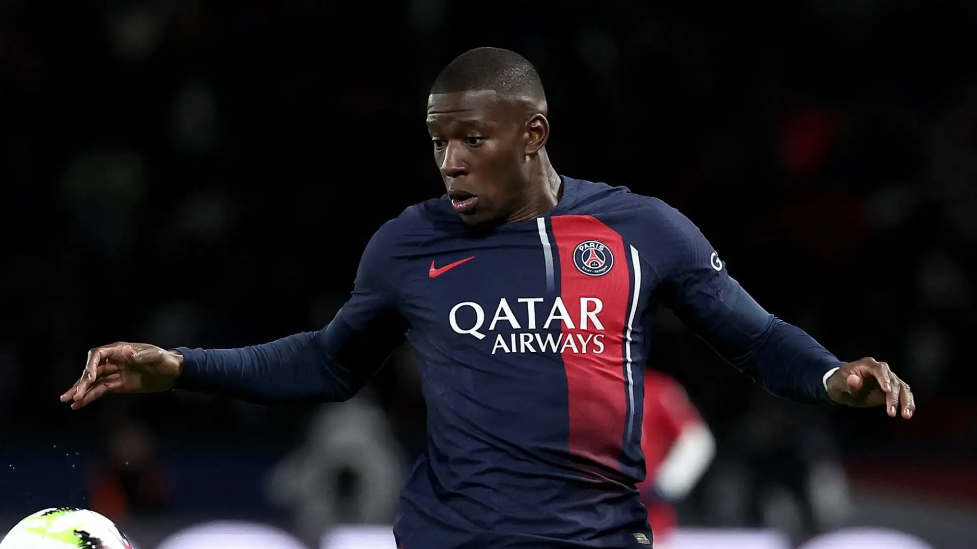 Il Bayern avrebbe messo nel mirino il difensore Nordi Mukiele