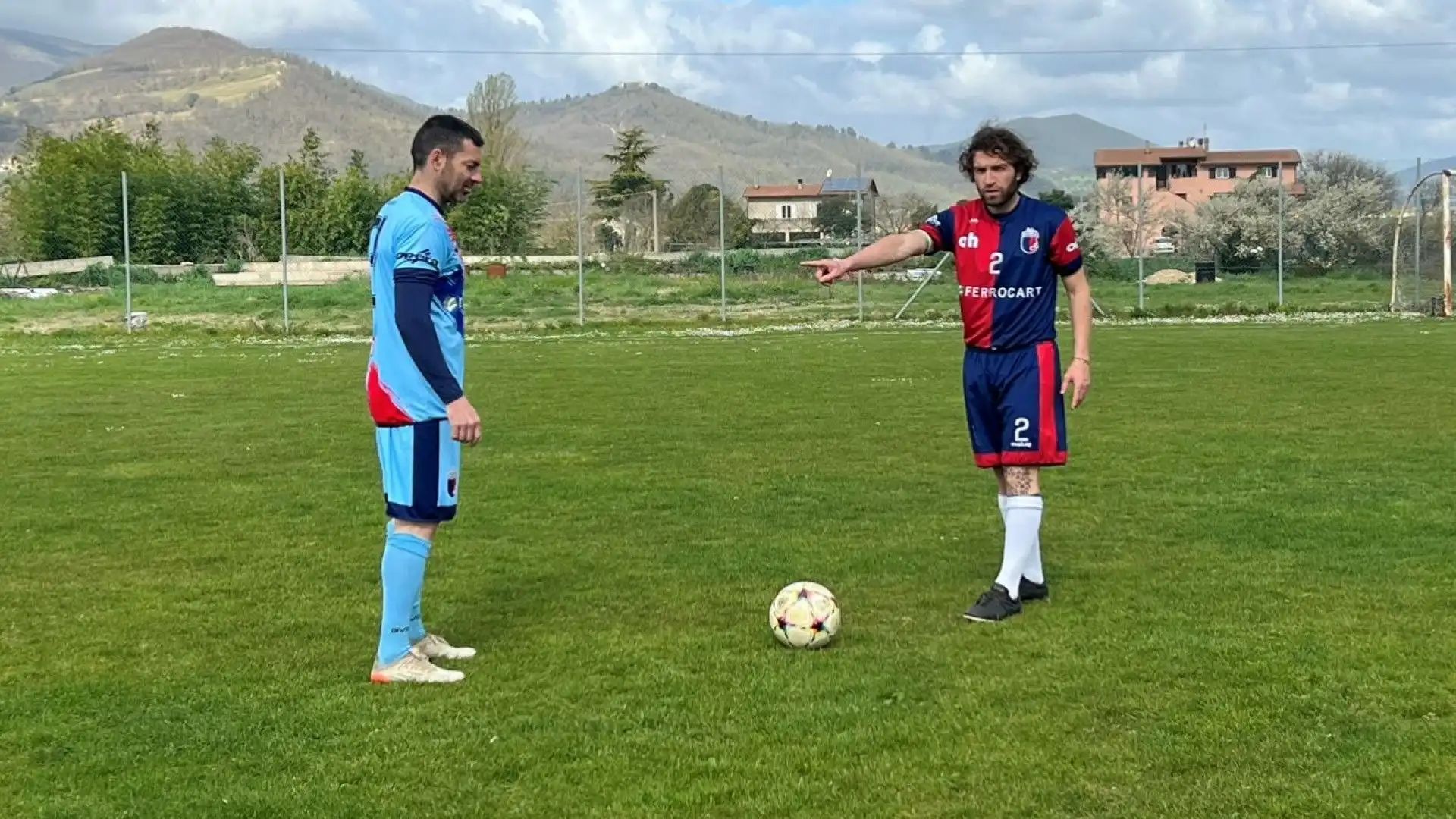 Il coccodrillo: il segreto del portiere sui calci di punizione spiegato in foto