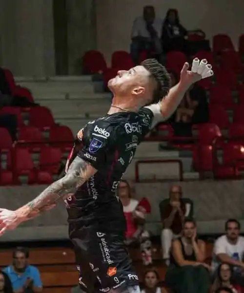 Ivan Zaytsev, sirene giapponesi: le foto