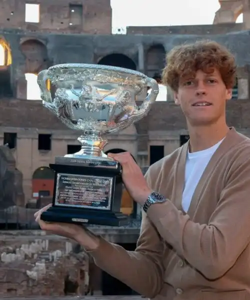 Jannik Sinner al Colosseo: le splendide foto