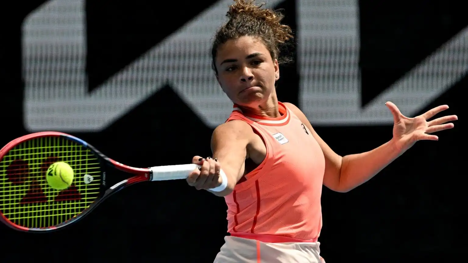Australian Open, splendida Jasmine Paolini vola agli ottavi di finale