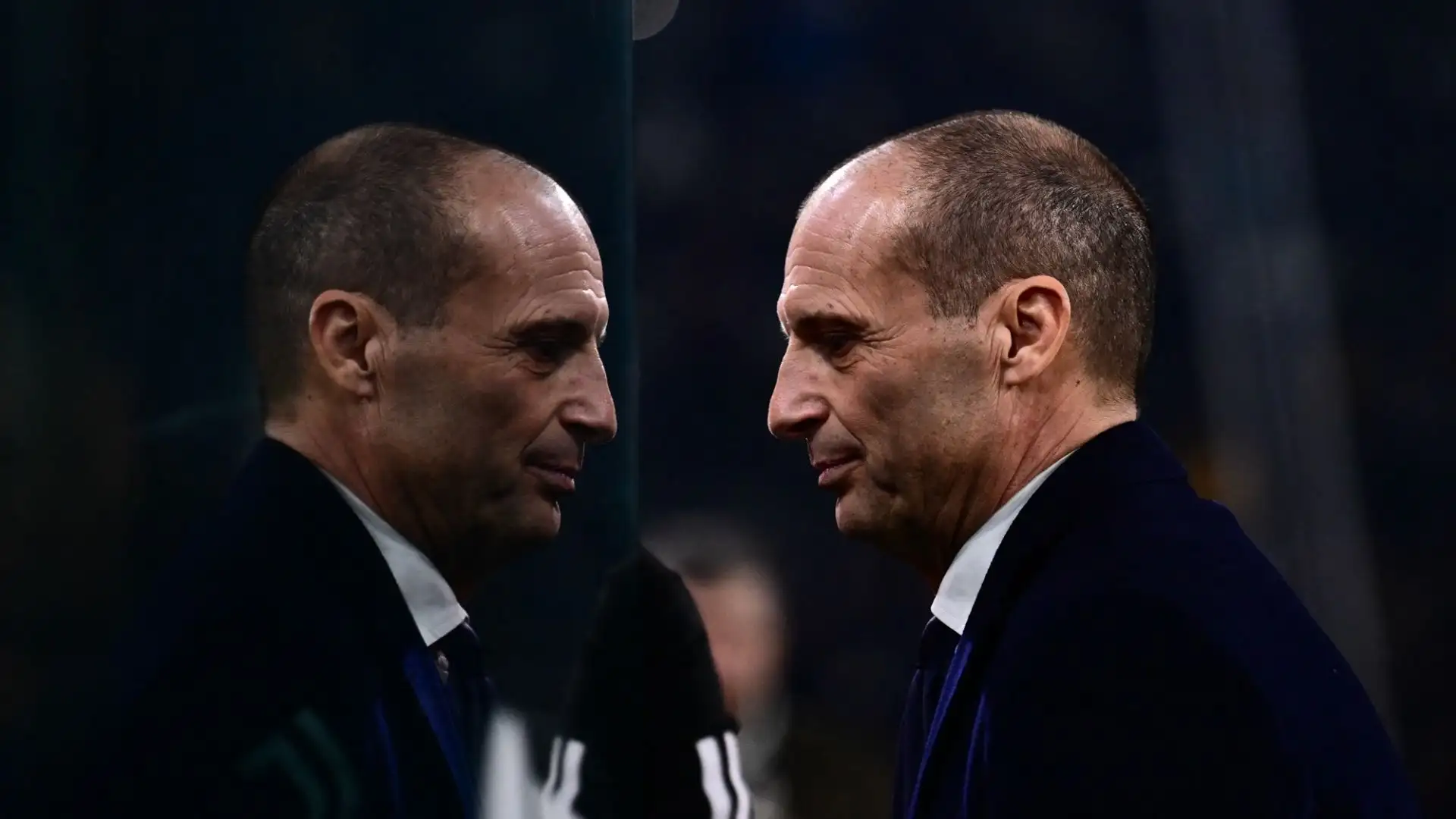 Serve un centrocampista e proprio in queste ore sono in corso riflessioni tra il tecnico della Juve Allegri e la dirigenza bianconera, riporta calciomercato.com