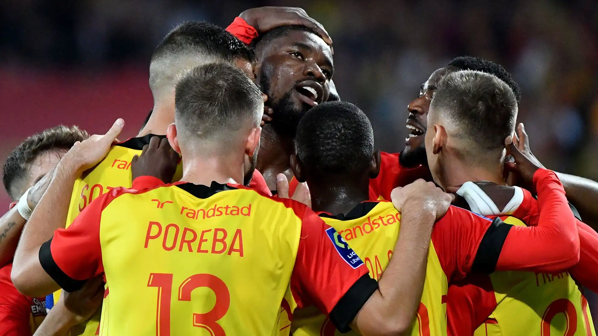 Bayern Monaco-PSG: lotta per un difensore. Foto
