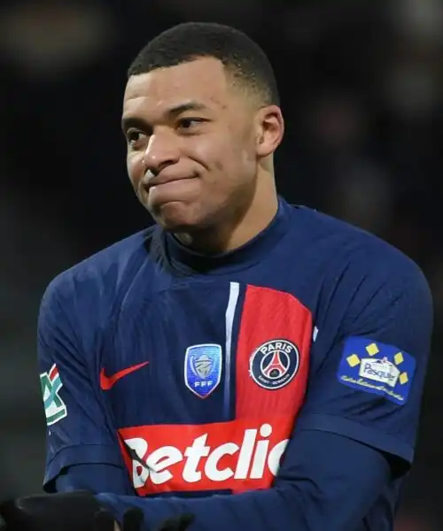 PSG: via Mbappé, può arrivare Kvaratskhelia. Le foto