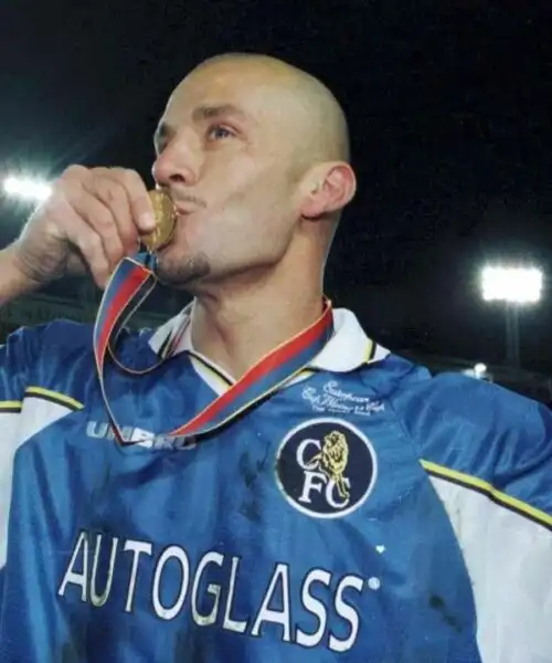 Un anno senza Gianluca Vialli: la sua storia in immagini