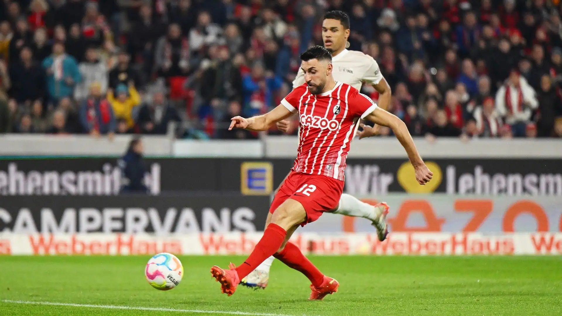 Il bomber ha avuto diverse occasioni per trasferirsi in Serie A ma ha sempre preferito restare in Germania
