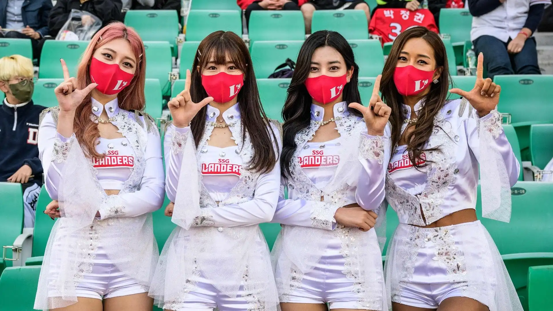 Le splendide foto delle cheerleader sudcoreane dell'SSG Landers

