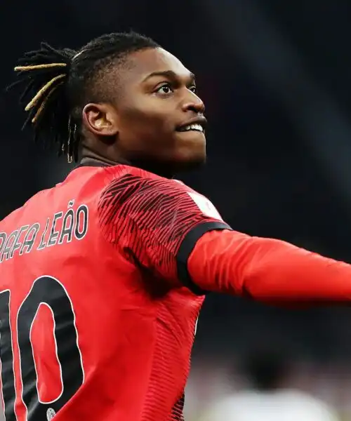 Il Milan trema: PSG sulle tracce di Rafael Leao