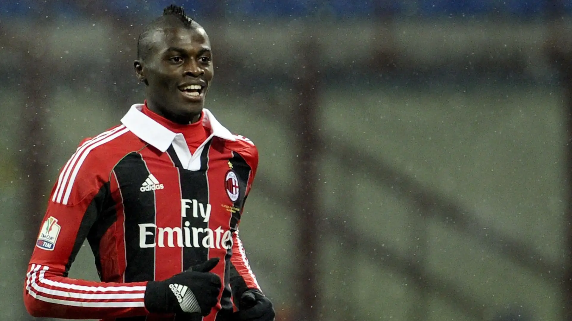 Con il Diavolo ha complessivamente totalizzato 79 partite, 12 gol e 9 assist
