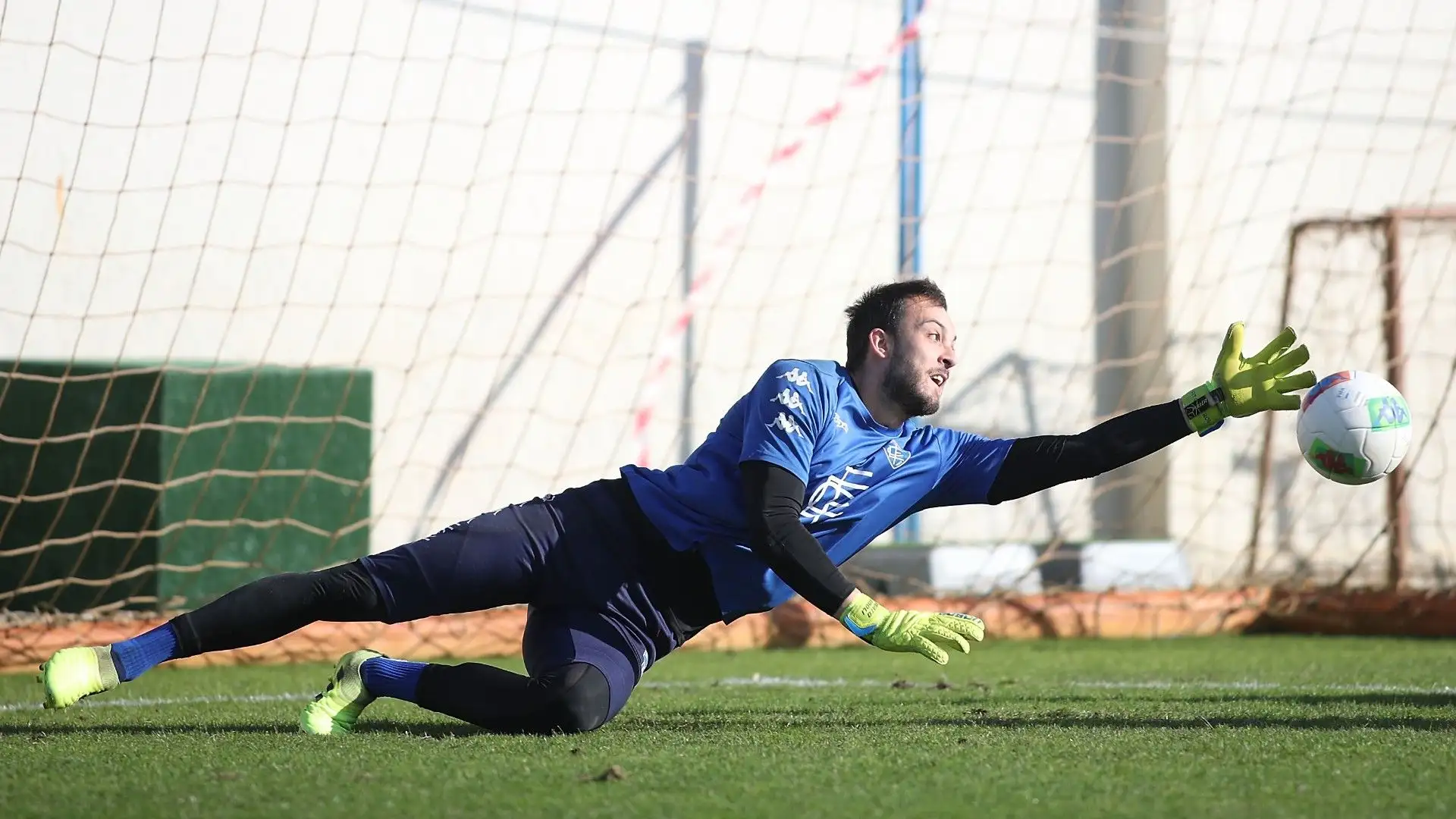 E' stato nominato miglior portiere della Greek Super League per la stagione 2022/23
