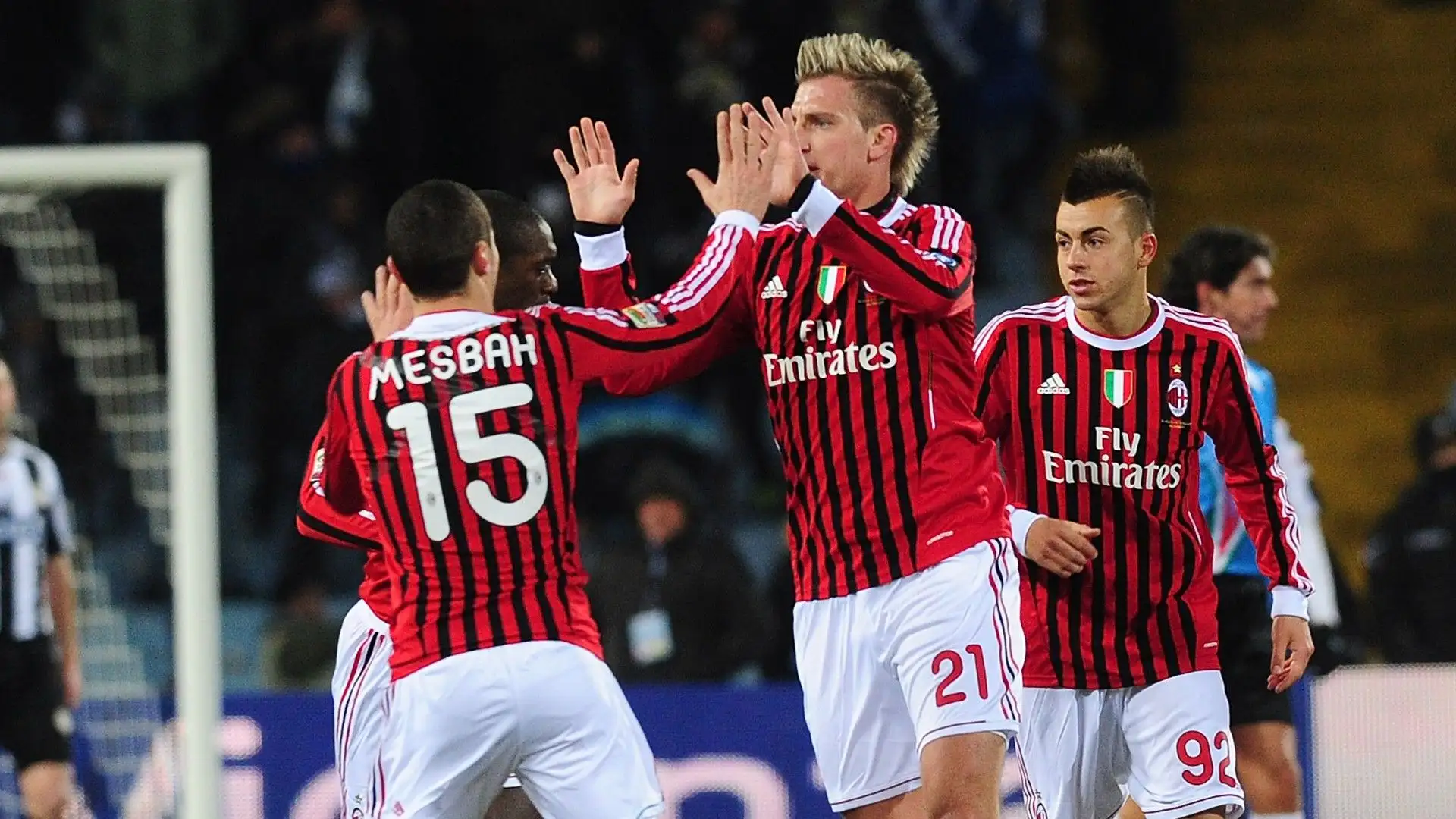 Lasciata la Sampdoria, l'argentino ha giocato per Chievo, Catania, Torino, Udinese, Vasco da Gama, Crotone e Sambenedettese
