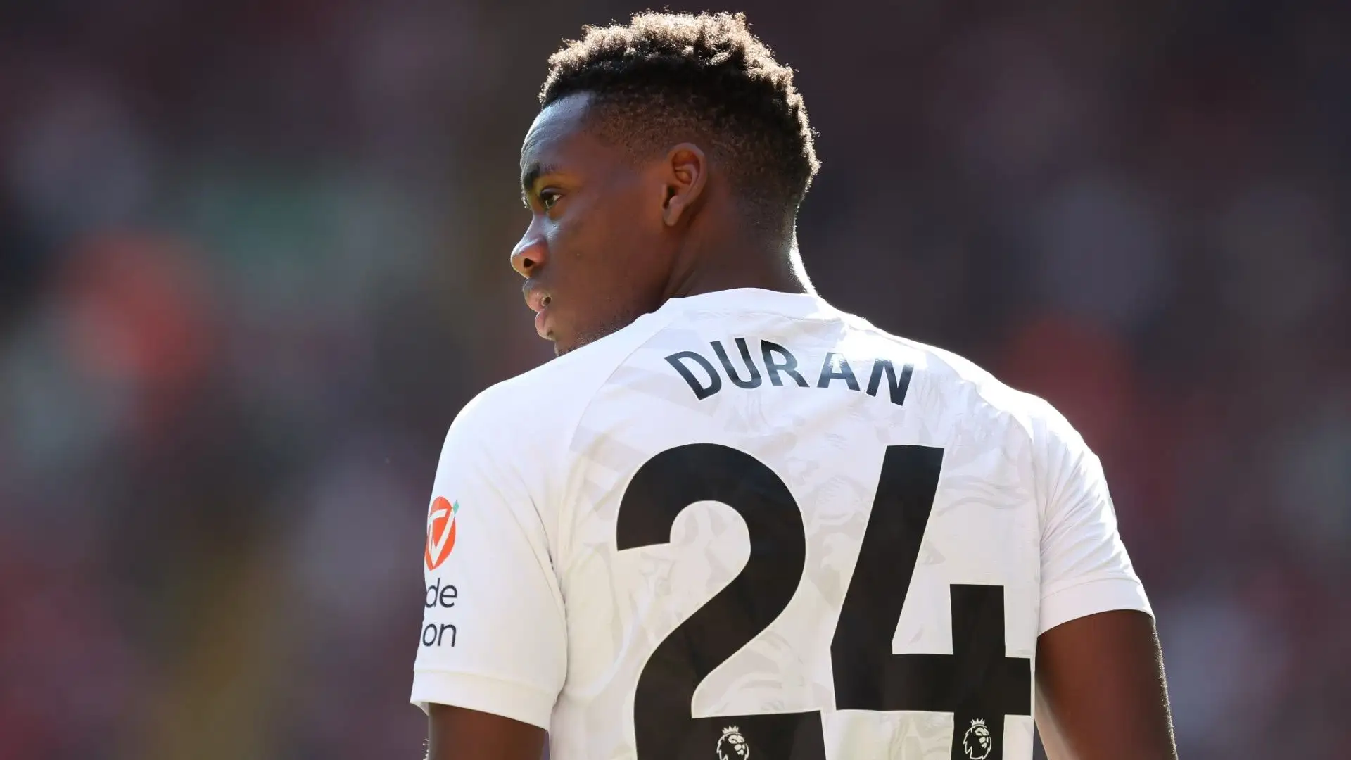 Jhon Durán potrebbe essere il nuovo volto dell'attacco rossonero
