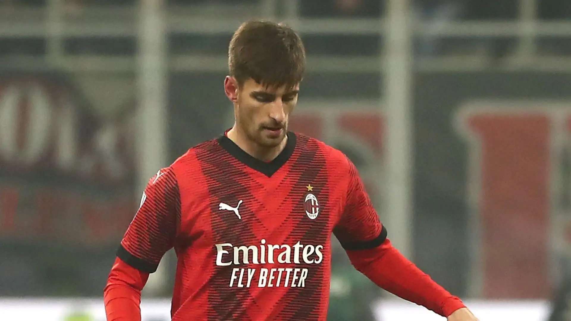 I rossoneri vogliono mettere a segno altri due colpi di mercato entro la fine della sessione invernale, dopo gli arrivi di Gabbia e Terracciano