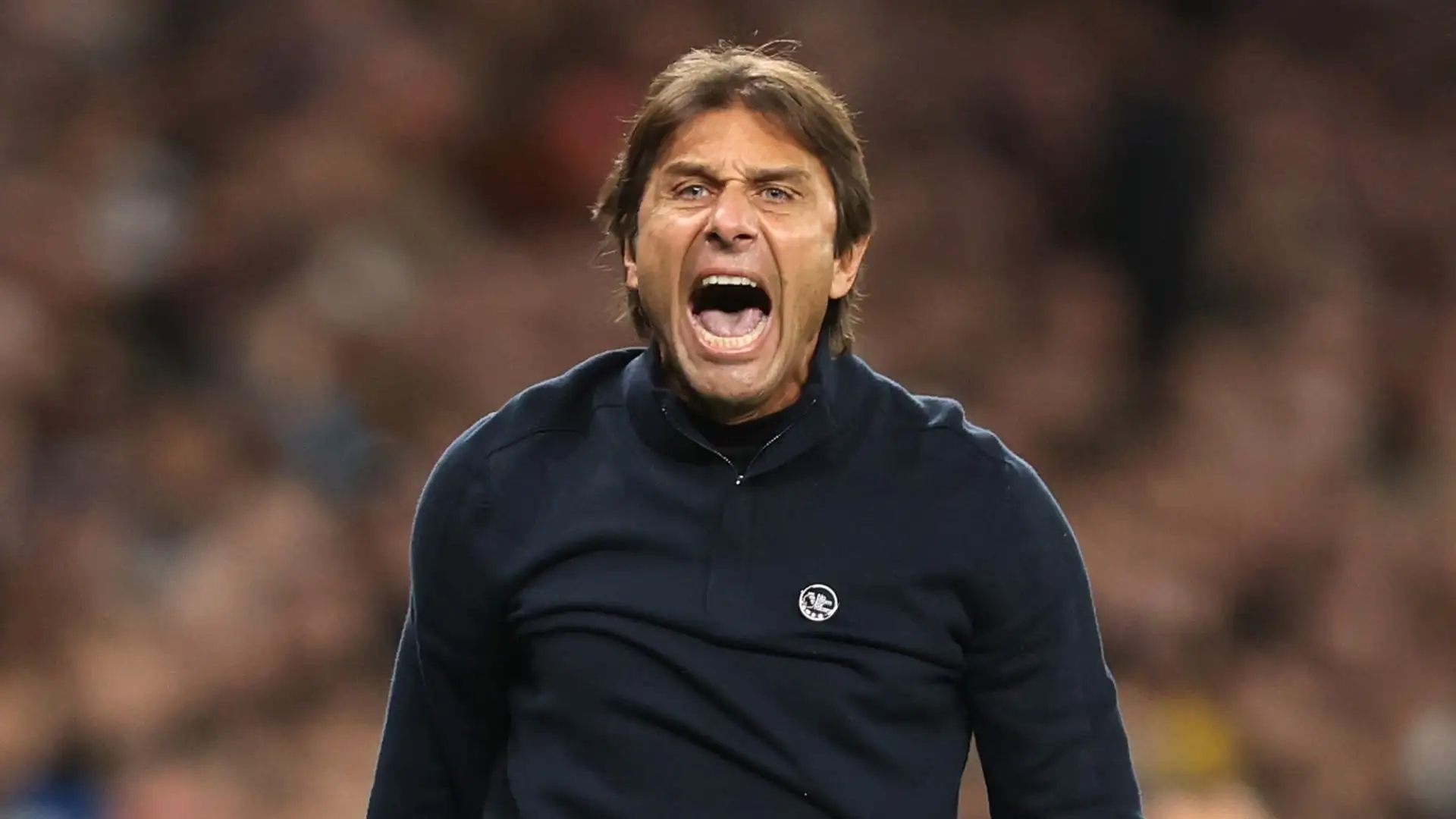 Secondo il report, Conte starebbe aspettando il Milan