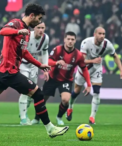 Il Milan spreca due rigori, il Bologna ne segna uno: a San Siro è pareggio