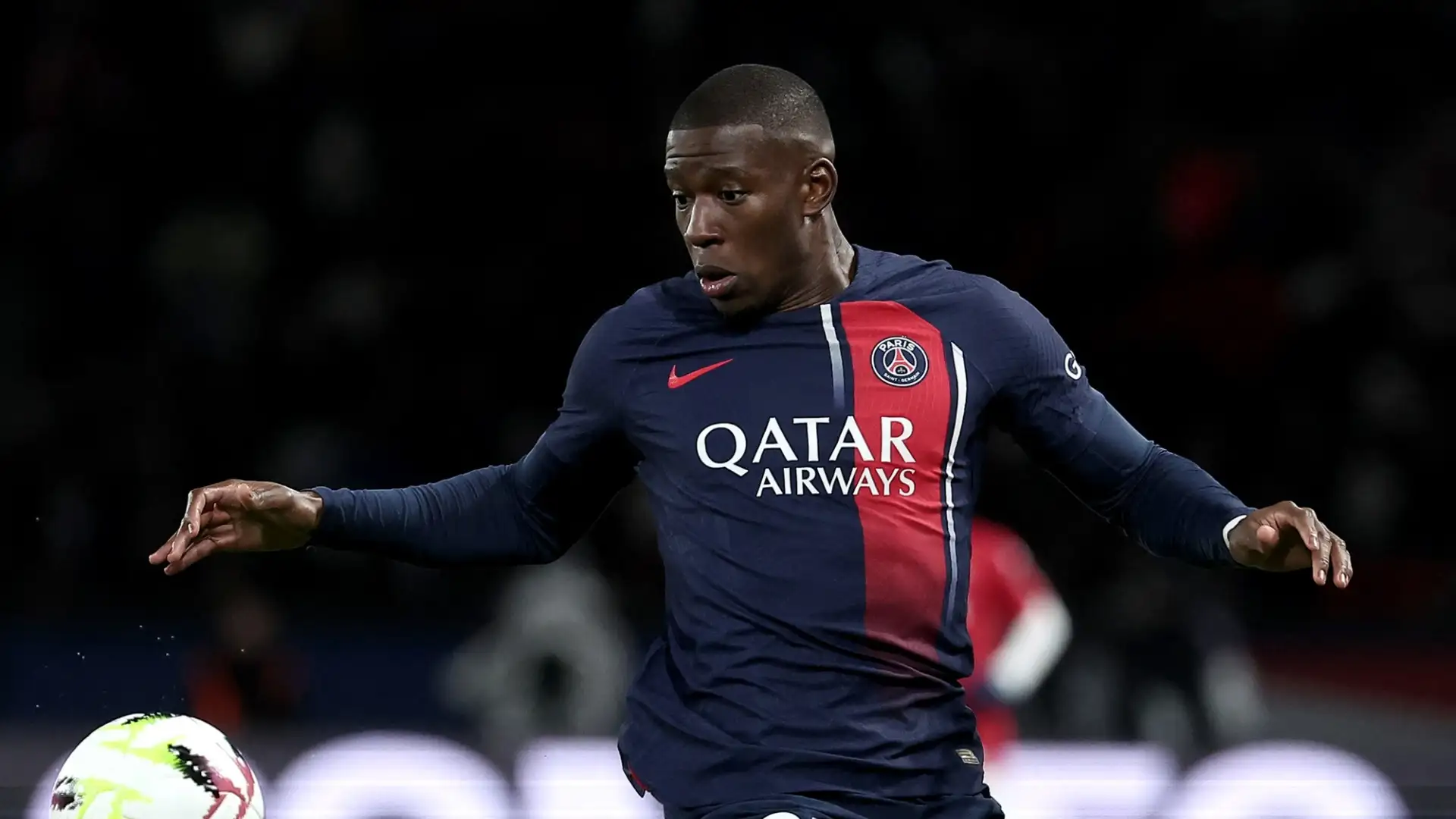 In cima alla lista acquisti dei bavaresi c'è Nordi Mukiele del PSG, ma l'affare si sta complicando
