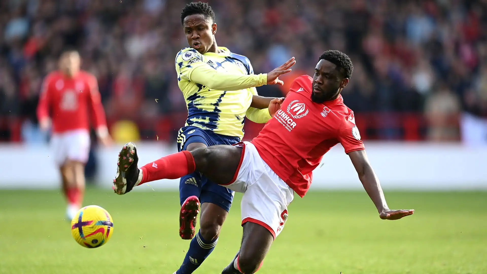 In questa stagione ha collezionato 18 presenze e 1 gol tra Premier League e FA Cup
