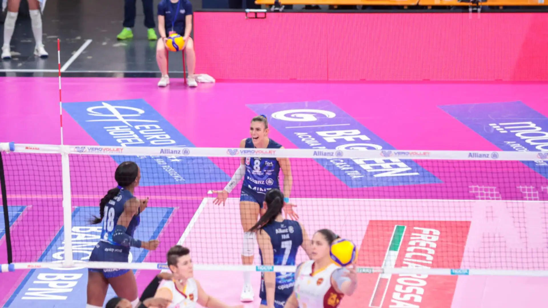 Il bilancio finale è stato di 16-1 come ace.
