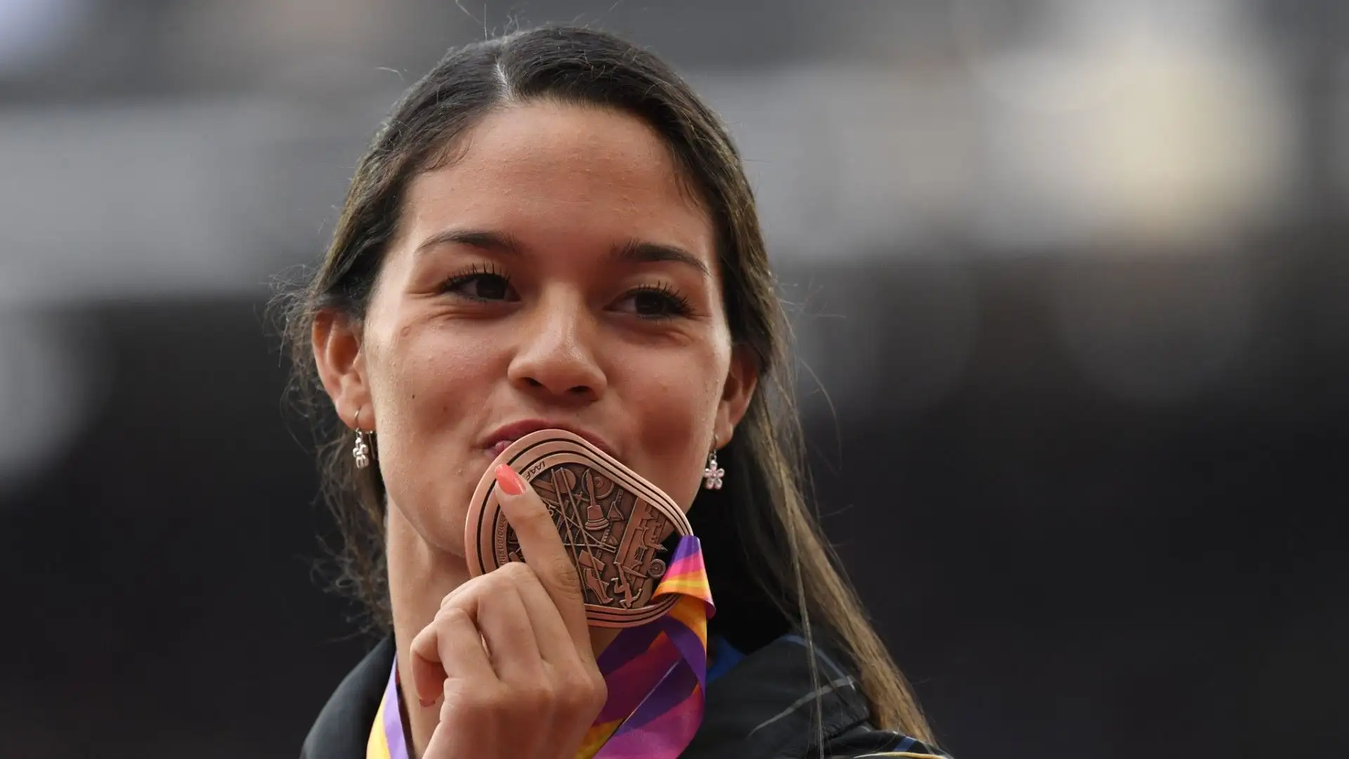 Robeilys ha dimostrato fin da giovane un grande interesse per l'atletica leggera
