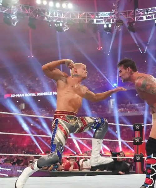 CM Punk, brutto infortunio e addio WrestleMania: le foto