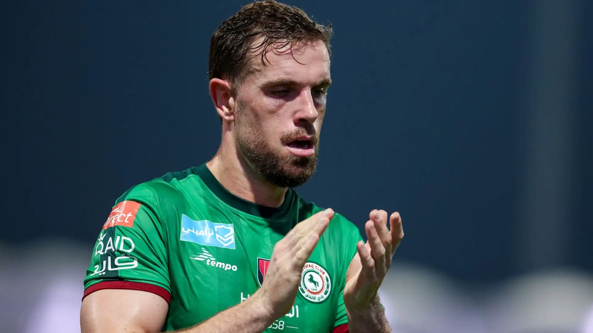 Inoltre l'Al-Ettifaq è solo ottavo in classifica, e ha vinto l'ultima partita ad ottobre