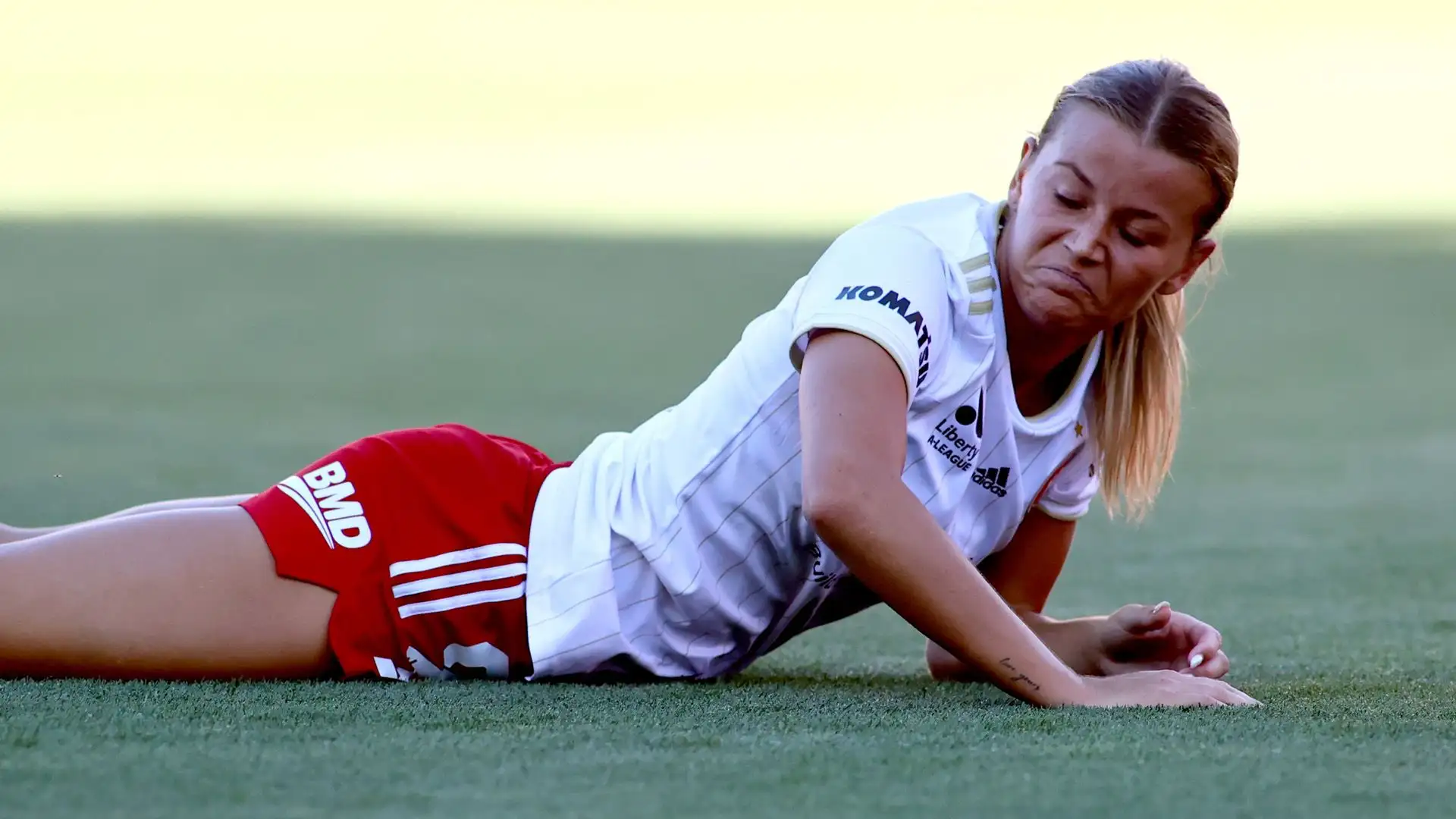 A terra anche Sophie Harding delle Sydney Wanderers