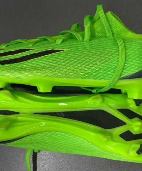 Scarpe da calcio: quali scegliere per giocare meglio? Una breve guida