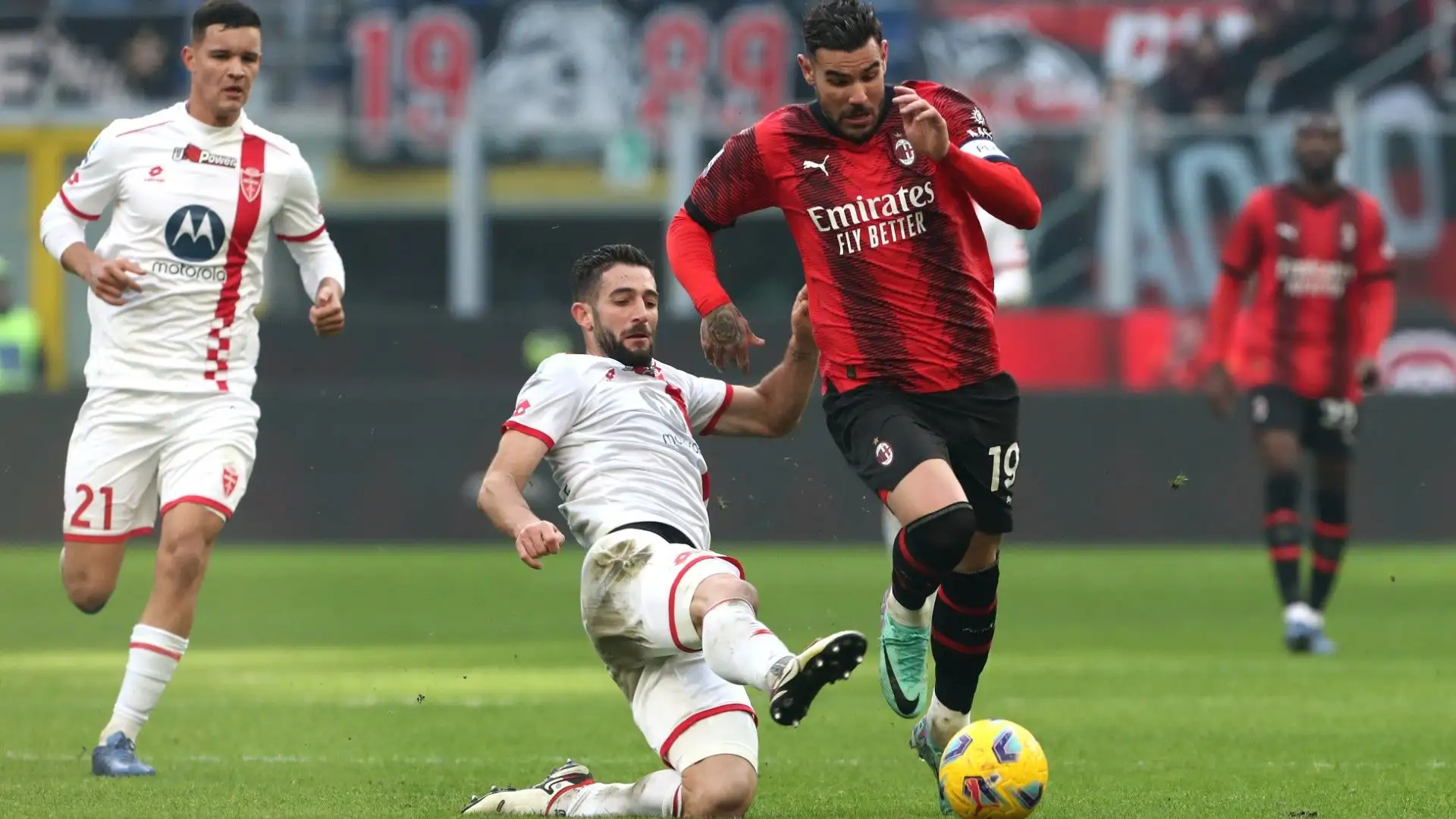 In progressione è tra i migliori al mondo: Theo Hernandez è un treno