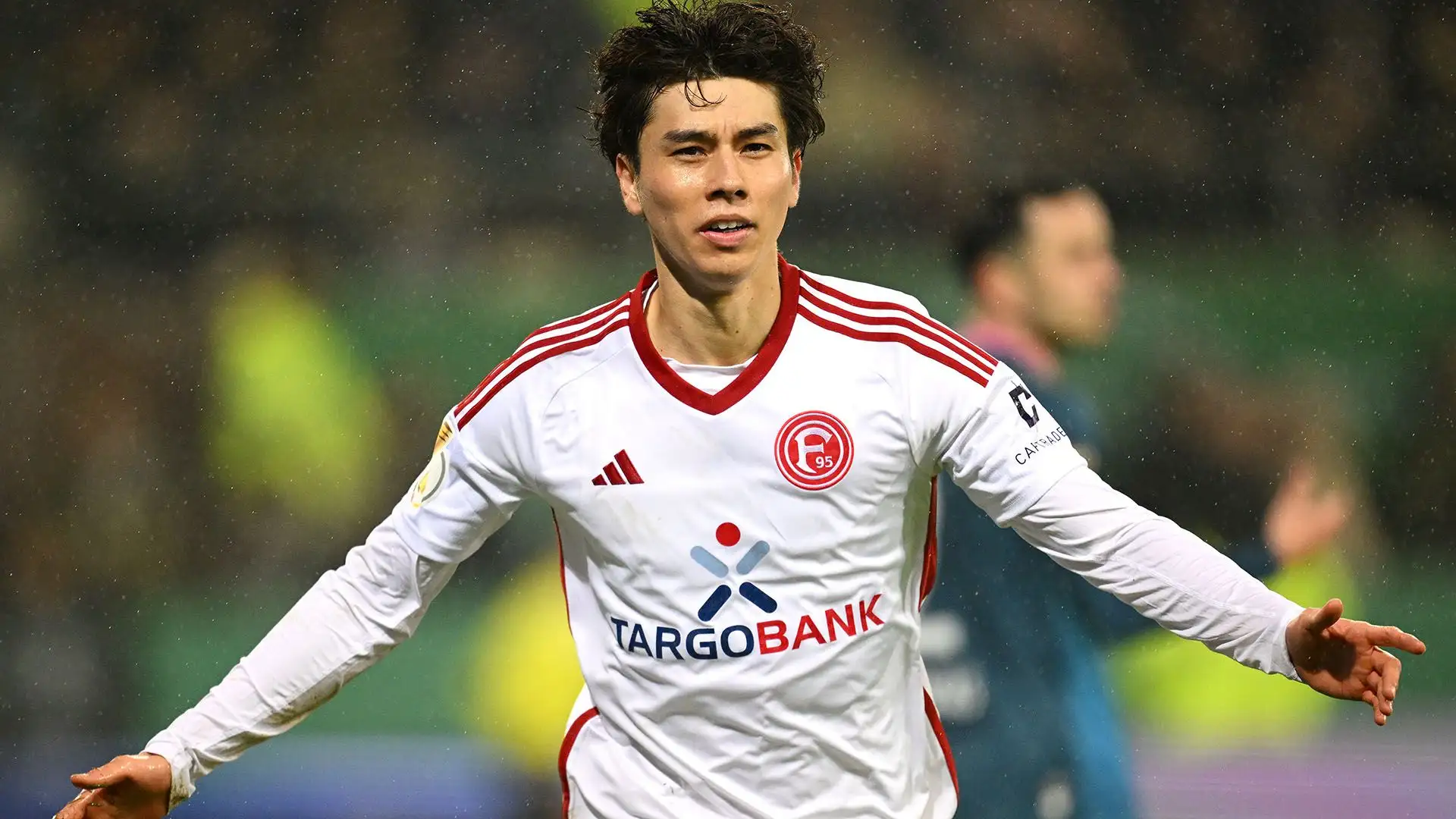 Il centrocampista ha un contratto con il Fortuna Düsseldorf fino al 2025
