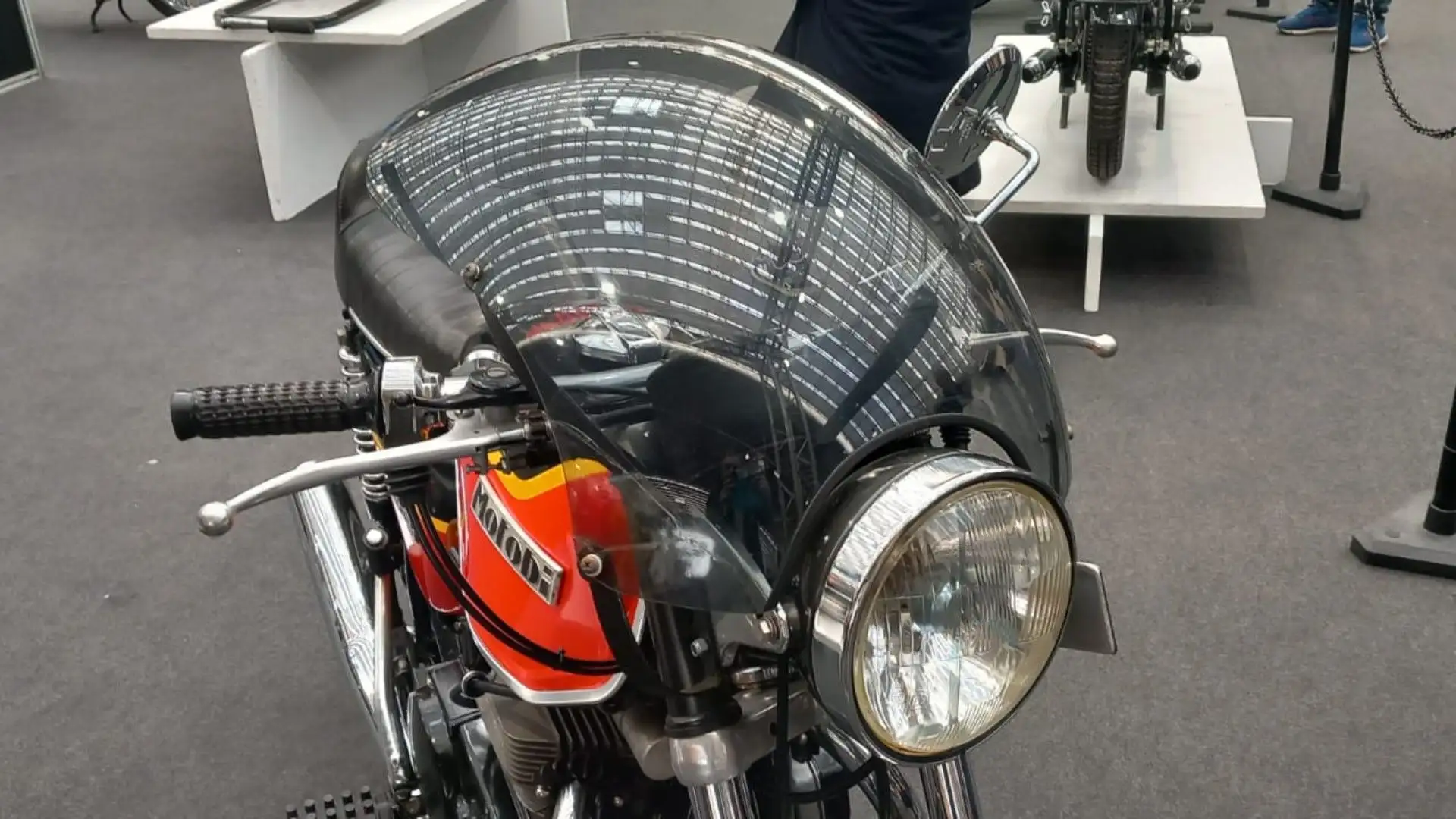 Venne chiesto anche il parere del noto attore Steve McQueen
