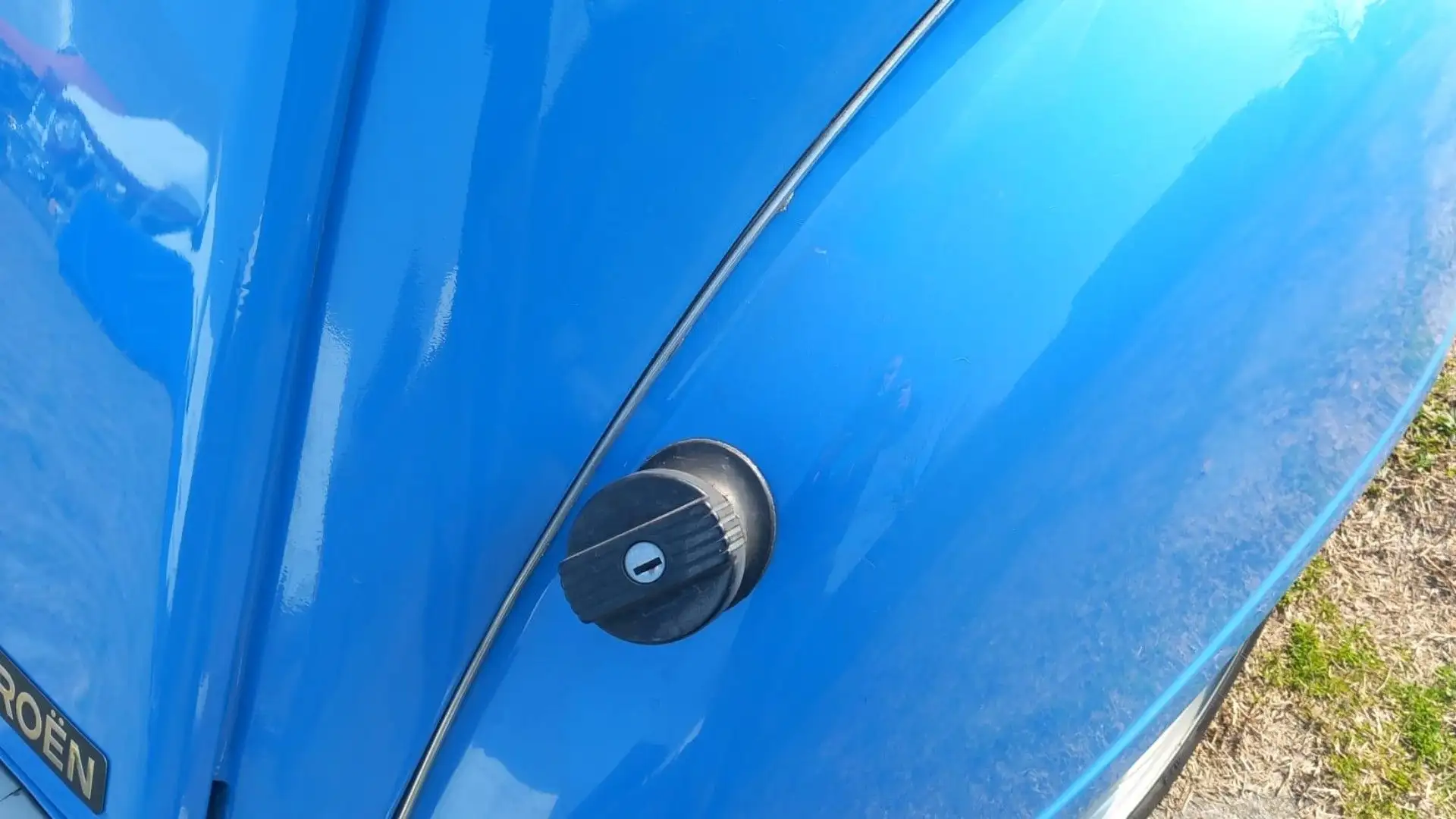 1.504.221 2CV nella versione Furgonetta