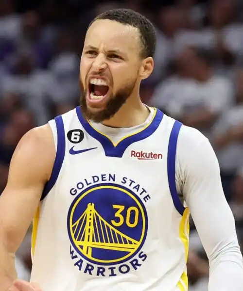 NBA: magia di Steph Curry, Golden State ringrazia