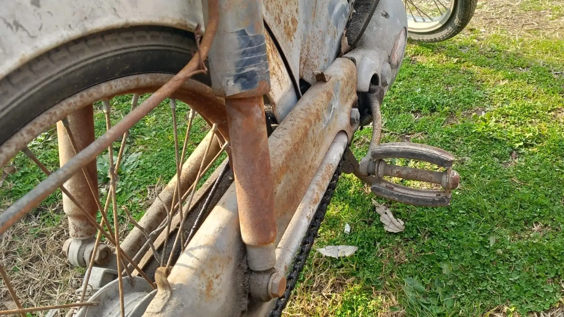 Con un litro di benzina si percorrevano oltre 70 chilometri alla velocità di 30 km/h