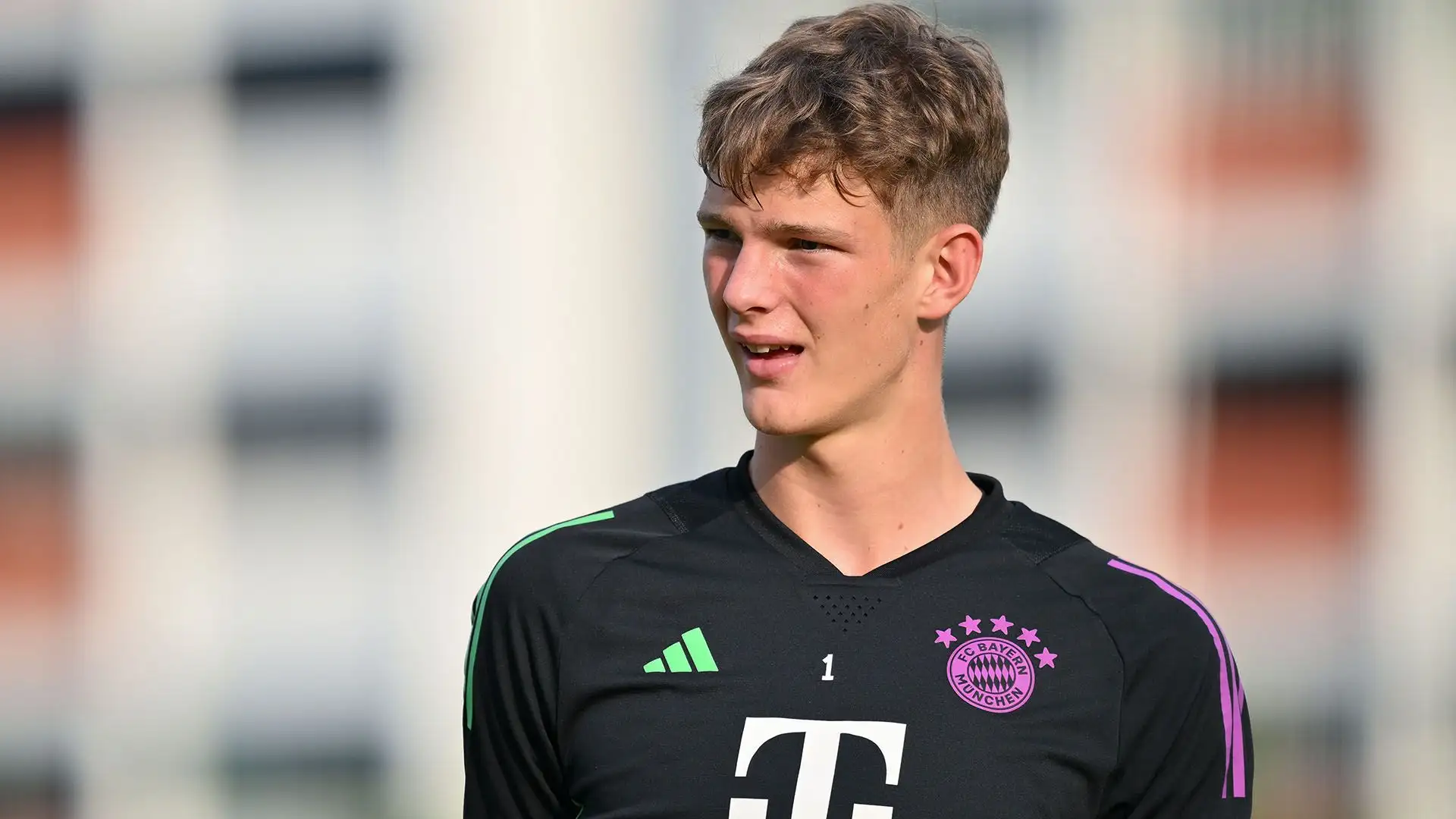 20 anni ad aprile e 2.05 metri d'altezza: il giovane portiere Tom Hülsmann ha un potenziale enorme
