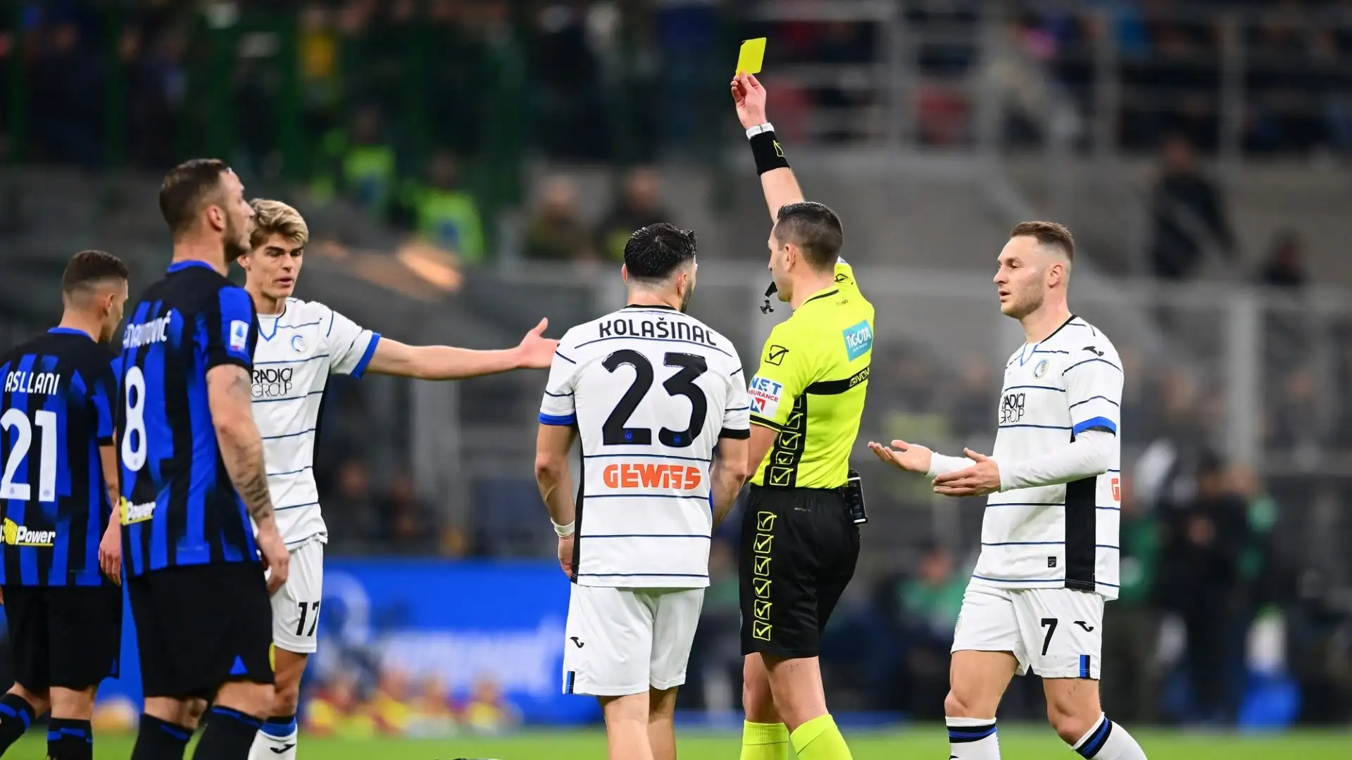 Nel mirino alcune decisioni dell'arbitro Colombo