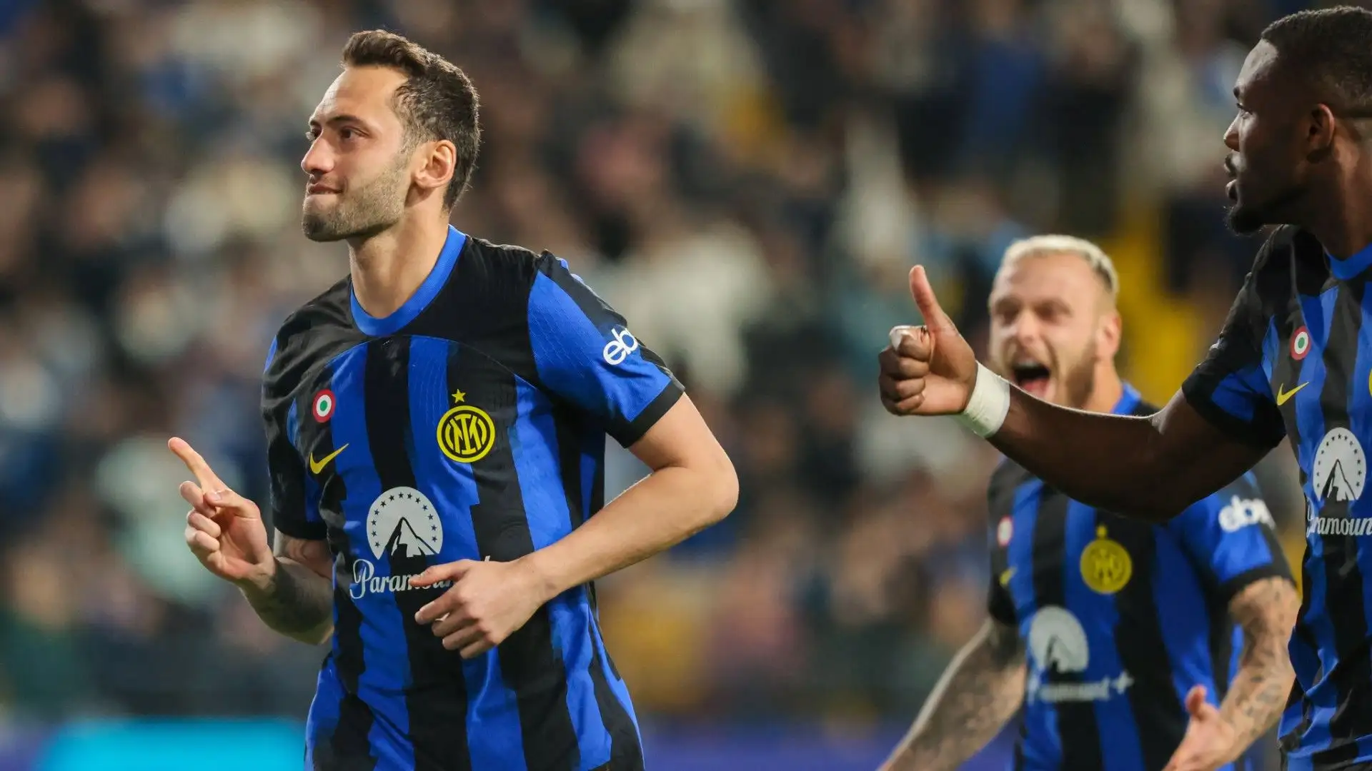 "Temo i rigori di Calhanoglu" ha detto recentemente Szczesny
