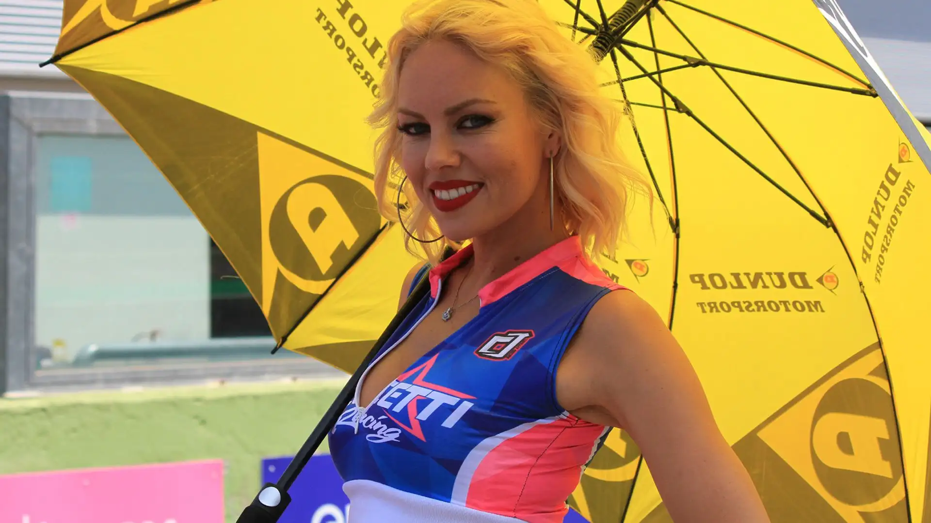 Non si può dire che queste ragazze passino inosservate sulle piste di tutto il mondo